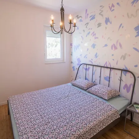 Mary Apartment